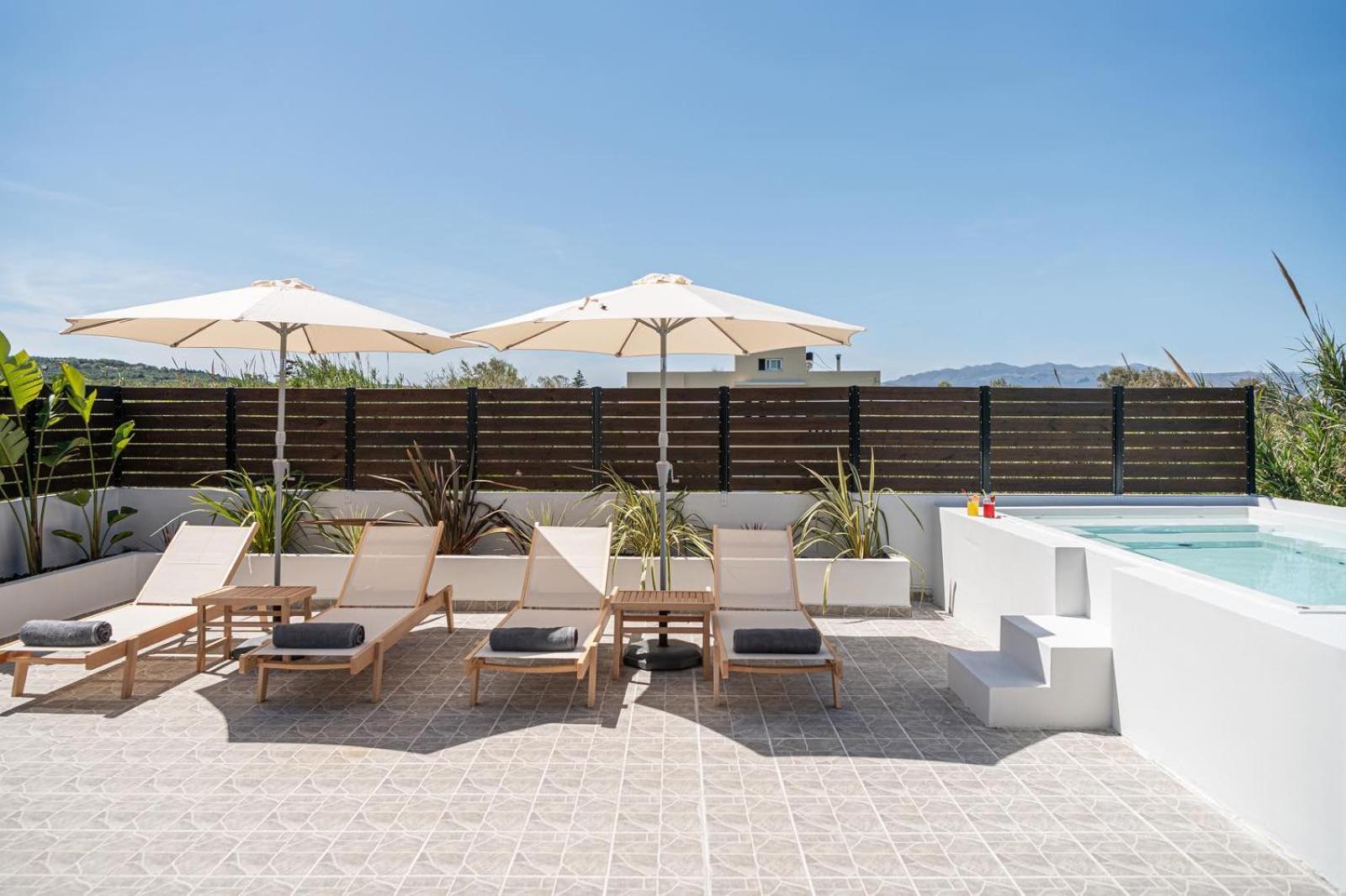 חאניה Sol Luxury Apartment - Close To The Beach With A Private Mini Pool מראה חיצוני תמונה