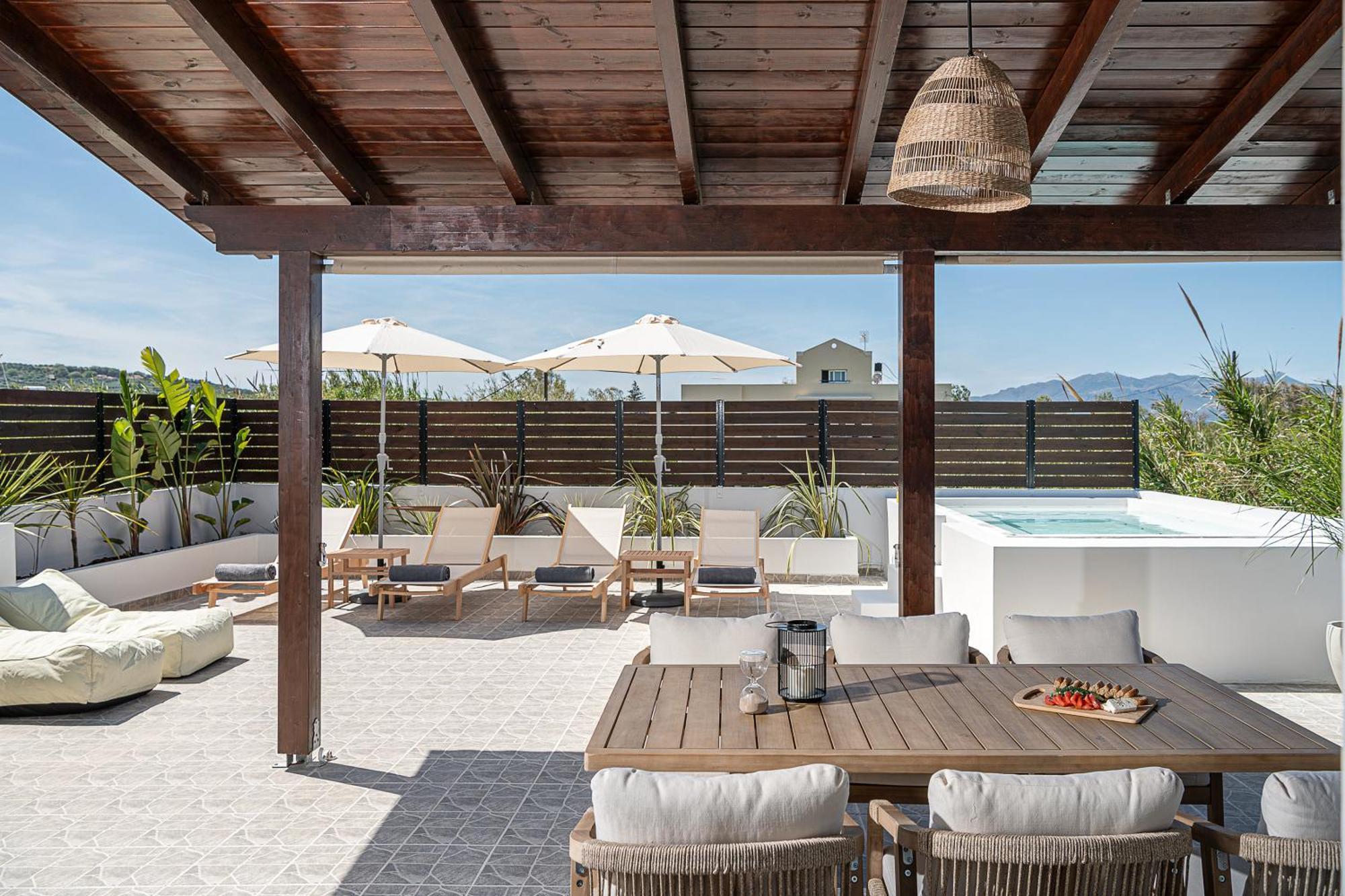 חאניה Sol Luxury Apartment - Close To The Beach With A Private Mini Pool מראה חיצוני תמונה
